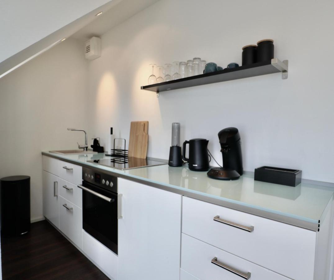 Sunset Apartment: Free Parking + Balcony + Netflix Essen Zewnętrze zdjęcie