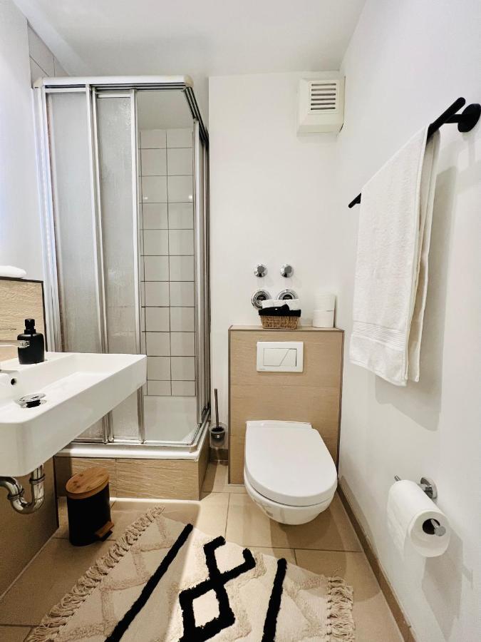 Sunset Apartment: Free Parking + Balcony + Netflix Essen Zewnętrze zdjęcie